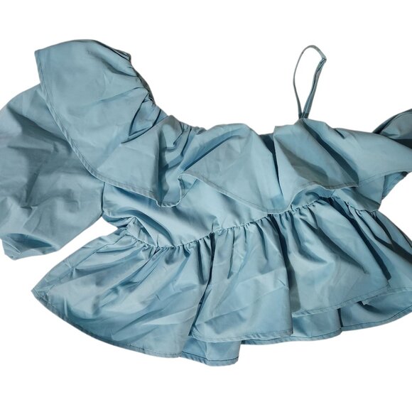 NWT Forever 21 Crop Top Ruffled Off-Shoulder US Size XL Light Blue Asymmetrical - Picture 2 of 5